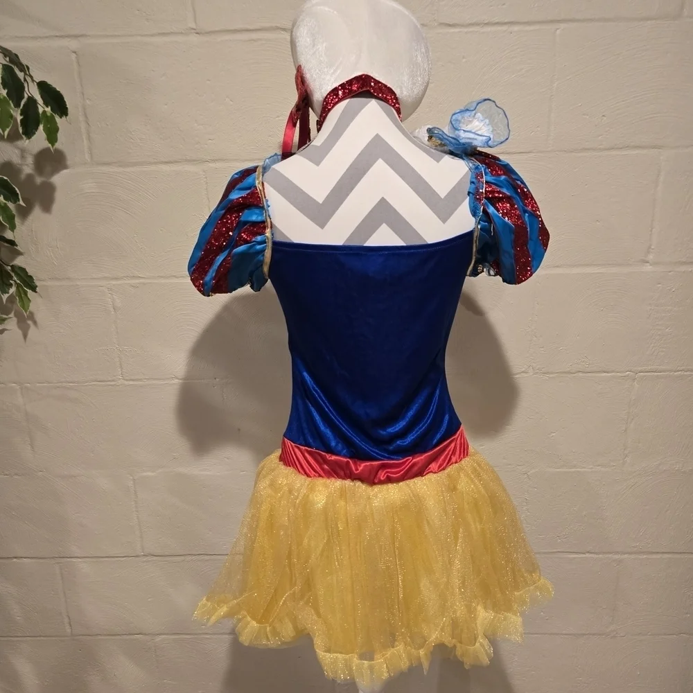 Disney JR Ladies Snow White 6 PIECE Costume Medium 7 - 9 Cosplay Halloween New.